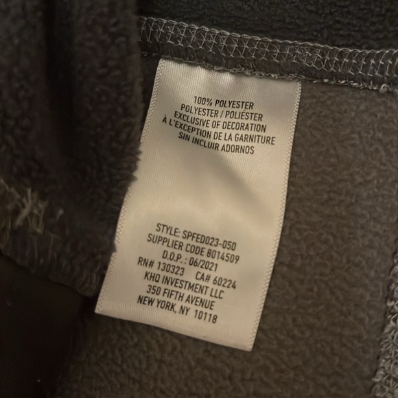Spyder 1/4 zip Pullover - Picture 6 of 8